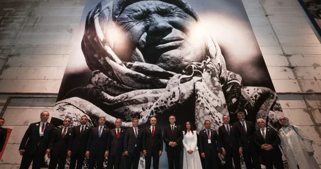 TBMM Başkanı Kurtulmuş Türkiye nin desteğiyle Srebrenitsa da kurulan soykırım müzesini açtı VİDEO İZLE