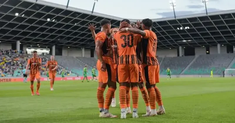Avrupa kariyeri müthiş başladı! Arda Turan, Shakhtar la ilk maçta 25 yıllık rekoru kırdı