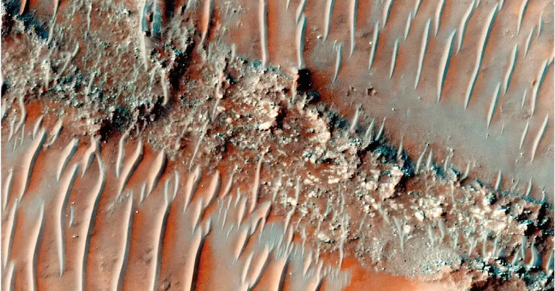 Mars’ta nehir yatakları keşfedildi