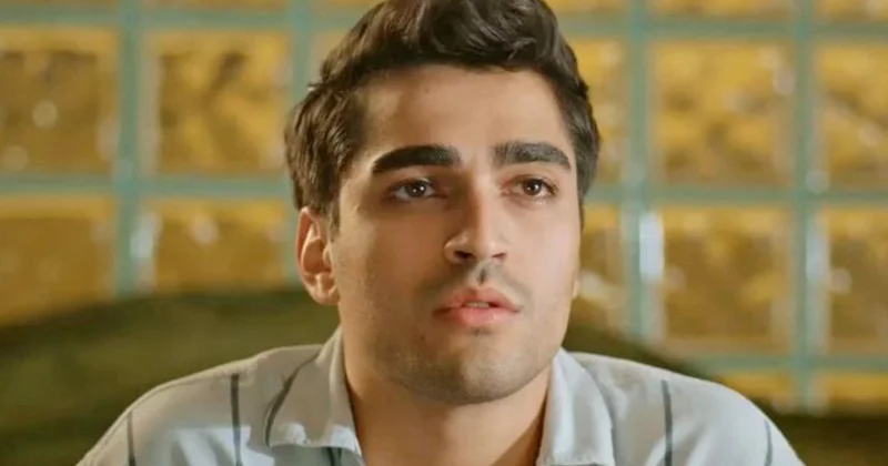 Mert Ramazan Demir, yeni aşkıyla tatilde yakalandı: Afra nın ikizi Sözcü Gazetesi