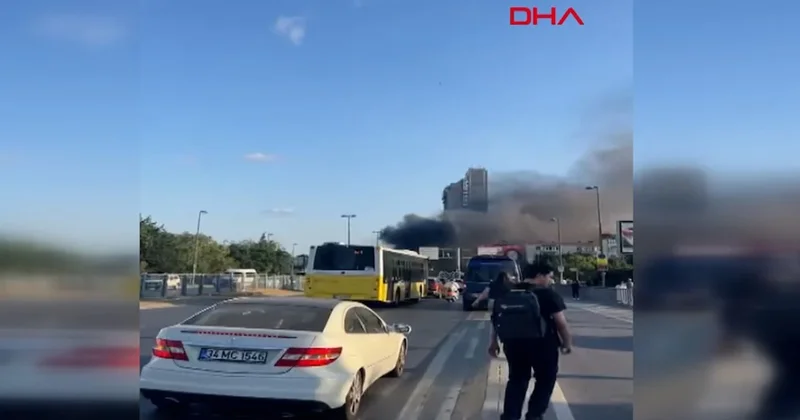 Zincirlikuyu da özel halk otobüsü alev aldı Sözcü Gazetesi