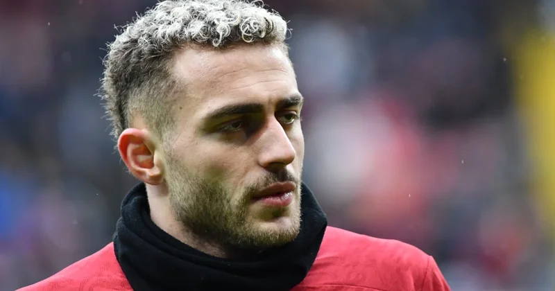 Barış Alper Yılmaz dan kanser hastası çocuğa sürpriz Sözcü Gazetesi