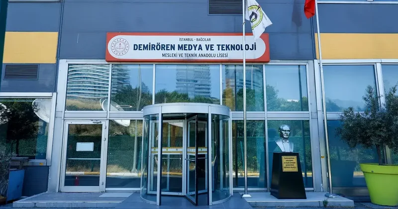 Demirören Medya ve Teknoloji Lisesi: Türkiye de bir ilkler okulu
