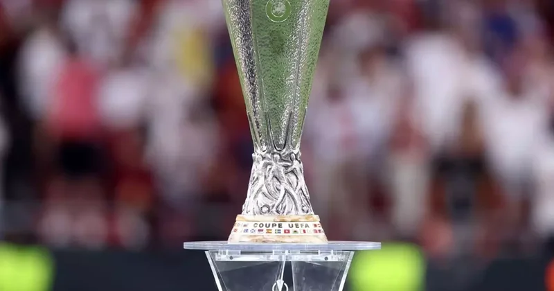 Crystal Palace, UEFA Avrupa Ligi nden çıkarılıp Konferans Ligi ne gönderildi