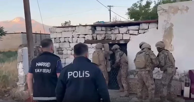 Kayseri de zehir tacirlerine eş zamanlı operasyon: 17 gözaltı