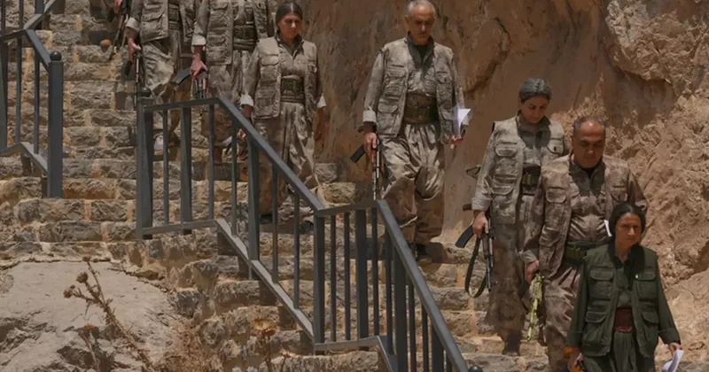 PKK nın silahlarını imha edildiği törende kimler yar aldı? Bese Hozat da silahını yaktı
