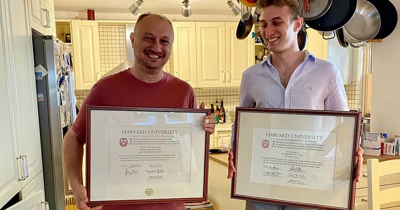 Baba oğul harvard’dan dereceyle mezun oldu Sözcü Gazetesi