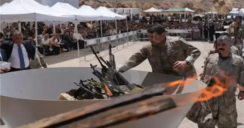 Terörsüz Türkiye de ilk adım! PKK silah bırakıyor: İşte ilk görüntüler