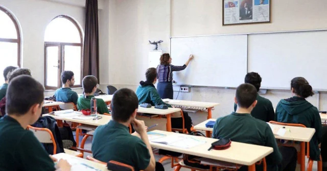 LGS merkezi ve yerel yerleştirme nasıl yapılacak? 2025 LGS lise tercih ve nakil süreci nasıl işleyecek? MEB açıklaması Son Dakika Haberleri