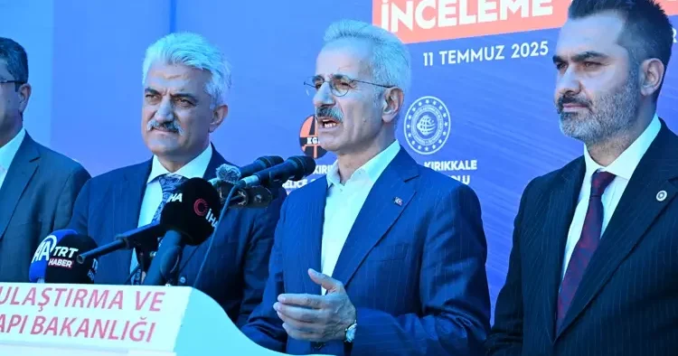 Bakan Uraloğlu açıkladı! 80 dakikalık yol 43 dakikaya düşecek