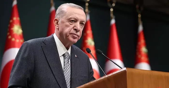 Terör örgütü PKK silah bıraktı! Cumhurbaşkanı Erdoğan dan ilk açıklama geldi: Atılan önemli adımın hayırlara vesile olmasını diliyorum