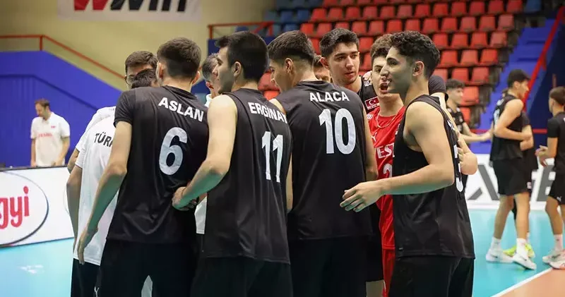 U19 Erkek Milli Voleybol Takımı Balkan Şampiyonası nda yarı finalde