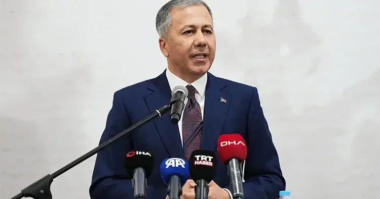 Balıkesir deki 6.1 lik depremde son durum Bakan Yerlikaya dan önemli açıklamalar