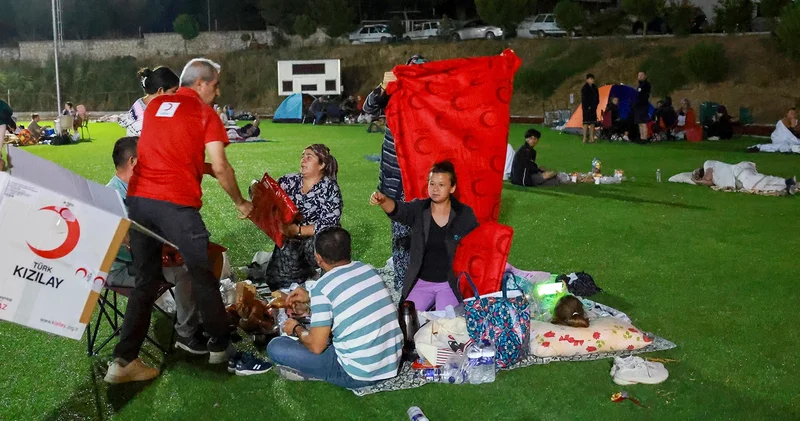 Türk Kızılay Sındırgı’da beslenme desteğine devam ettiğini duyurdu