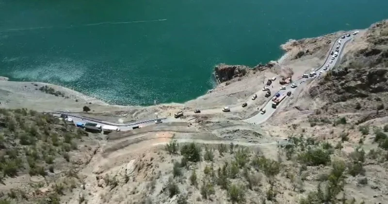 Artvin de heyelan sonrası kontrollü ulaşım