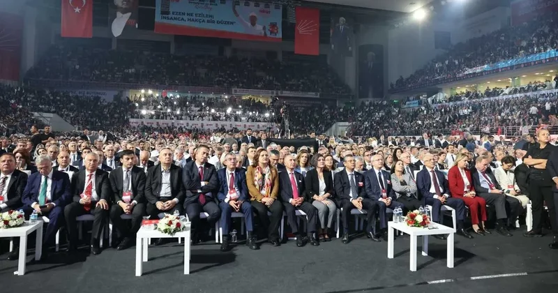 SON DAKİKA CHP’de koltuk savaşı başlıyor! Partili kaynaklar: ‘Herkesin gözü şaibeli kurultay davasında’