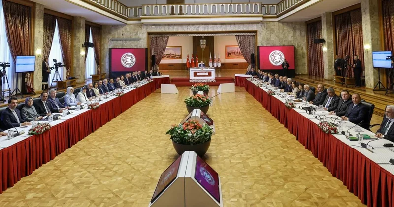 Komisyondaki eksik 3 üye için TBMM Başkanı Kurtulmuş tan partilere yazı
