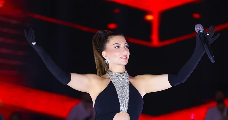 Nevşehir de Ebru Yaşar izdihamı Magazin haberleri