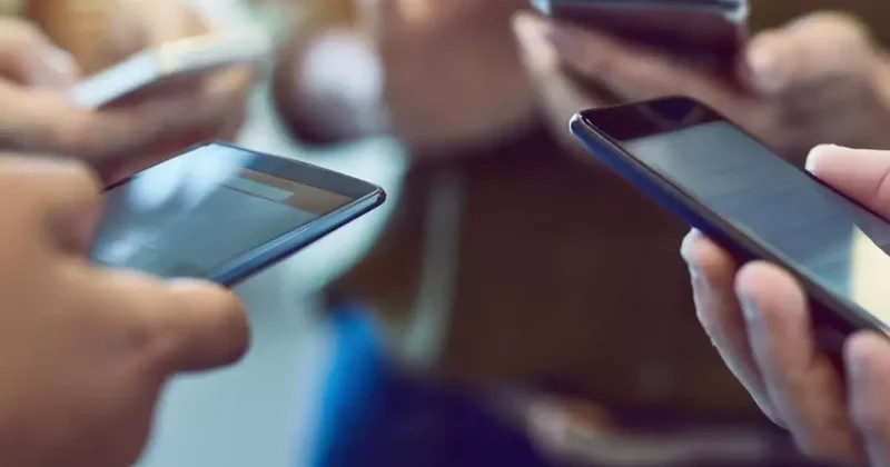 Android depremden 30 saniye önce uyardı, iPhone fena çuvalladı