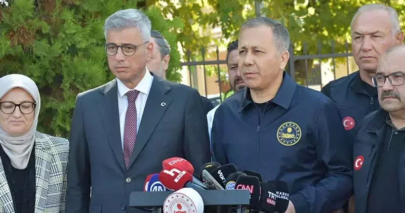 Bakan Yerlikaya: Balıkesir de 4 büyüklüğünde 10 un üzerinde deprem oldu, artçı sayısı 250 yi geçti