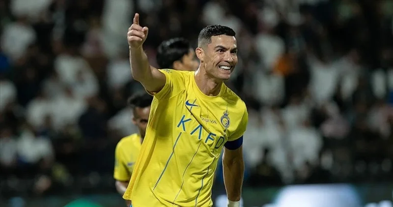 Ronaldolu Al Nassr, İspanya 2. Lig ekibi Almeira ya kaybetti