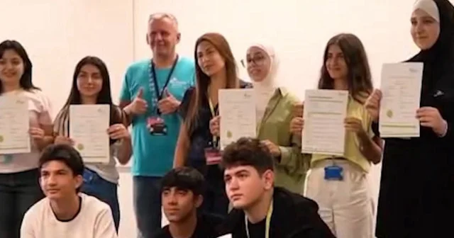 Azerbaycan merkezli Yaşat Vakfı şehit çocukları için Londra’da yaz okulu düzenledi VİDEO İZLE