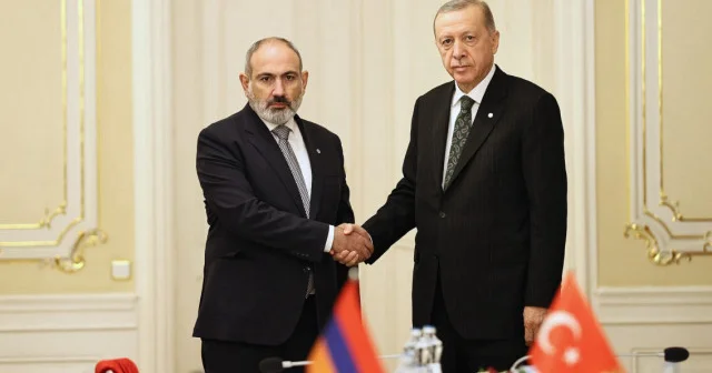 Tarihi imza sonrası ilk temas: Cumhurbaşkanı Erdoğan, Paşinyan ile görüştü Politika Haberleri