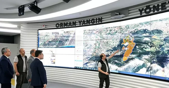 Bakan Yumaklı orman yangınlarının son durumunu paylaştı: 55 orman yangınının 45’ini tamamen kontrol altına aldık