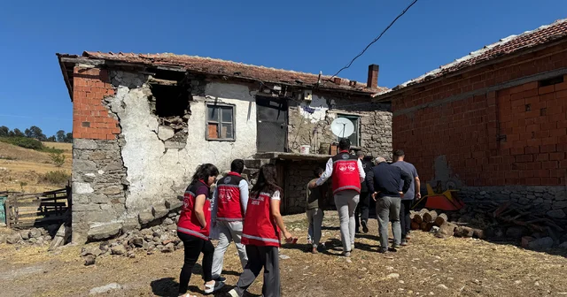 Manisa da deprem sonrası hasar tespit ve yardım çalışmaları sürüyor Manisa Haberleri