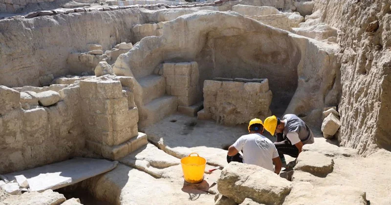 Yolun altından tarih çıktı! Nevşehir de bin 500 yıllık buluş