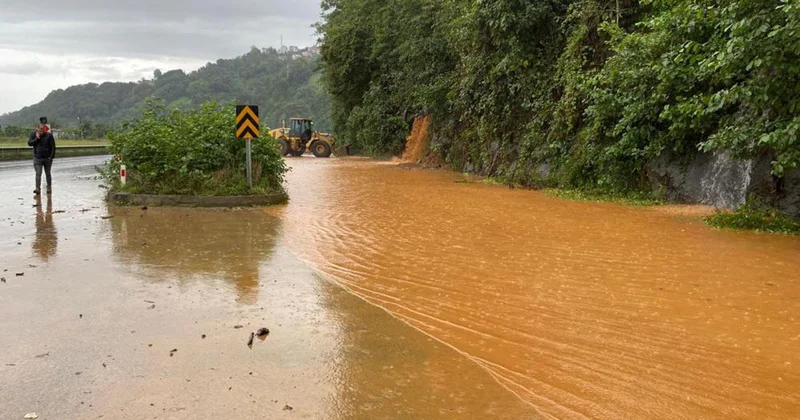Rize de yağışlar dere yataklarında su yükselmesine yol açabilir
