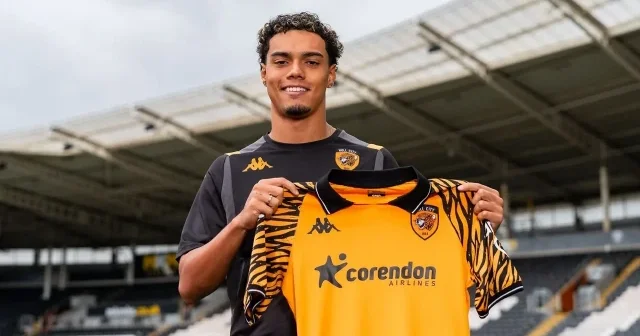 Efsane futbolcunun oğlu Hull City de: Ses getiren transfer açıklandı Futbol Haberleri