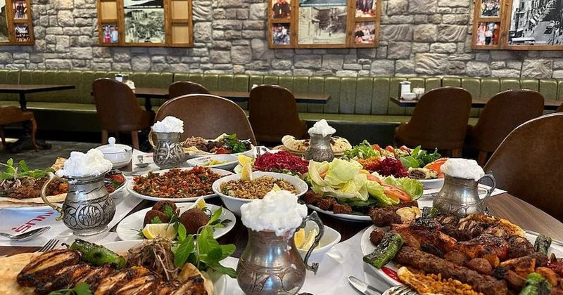 Fransa nın bir bölgesinde kebapçı açmak yasaklandı! Adanalılar ayaklandı: Biz olmasak ne yiyecekler? Sözcü Gazetesi