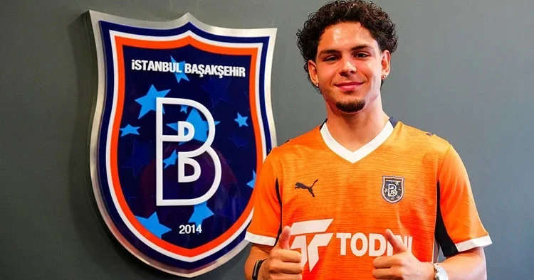Başakşehir, Tuğra Turhan ı kadrosuna kattı!