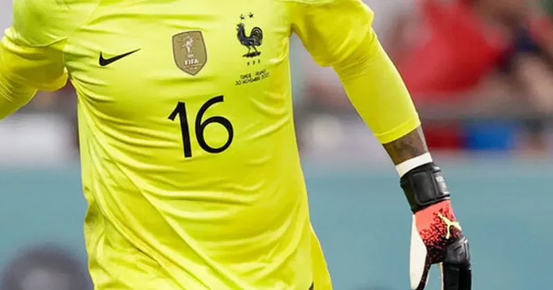 Bir devir sona erdi! Efsane kaleci futbola veda etti