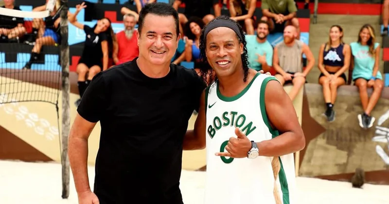 Acun Ilıcalı Ronaldinho yu sevindirdi
