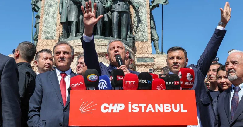 Sarayın sesinden 2 konuda Özgür Özel itirafı: Tarihin doğru yerinde durdu