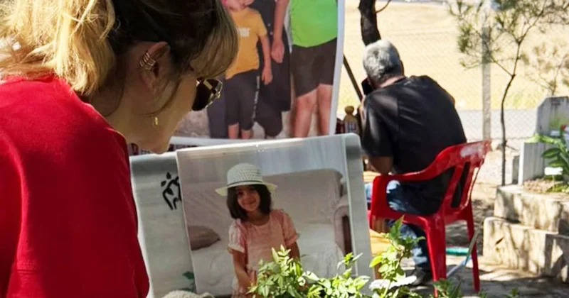 Gonca Vuslateri, Narin Güran ın mezarını ziyaret etti Sözcü Gazetesi
