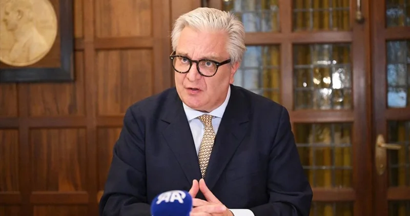 Belçika Prensi Laurent gayrimeşru çocuğu olduğunu açıkladı