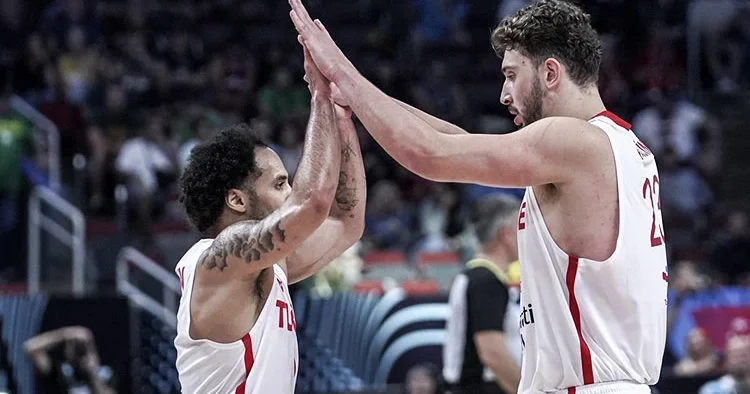 Yunanistan ın korkusu sihirli Türkler!