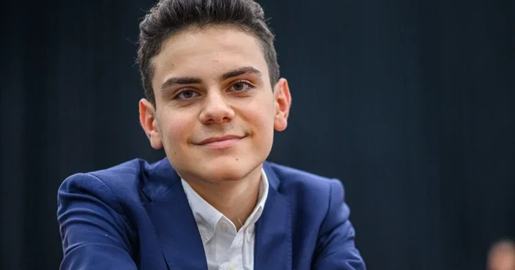 Büyükusta Ediz Gürel, dünya şampiyonu Gukesh i mağlup etti!