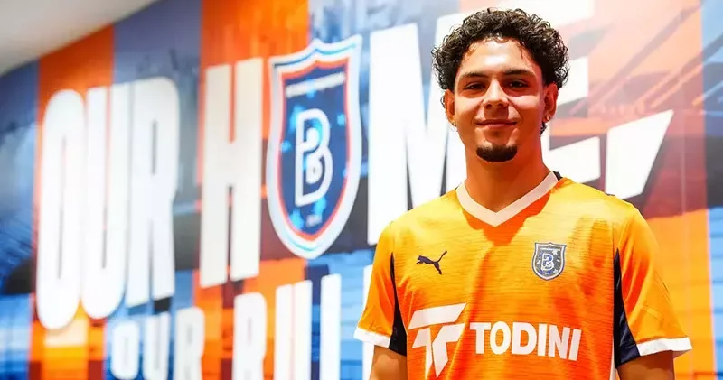 Tuğra Turhan, Başakşehir FK’da