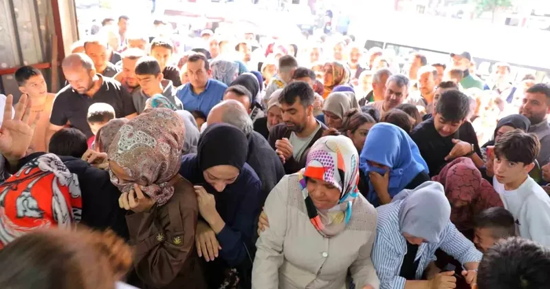 Kahramanmaraş ta İndirim İzdihamı