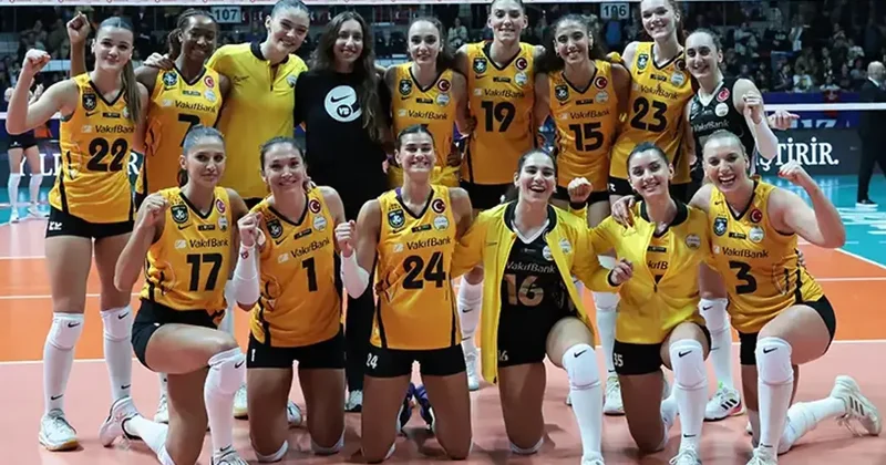VakıfBank lige galibiyetle başladı Zeren Spor VakıfBank: 1 3 Voleybol Haberleri Spor