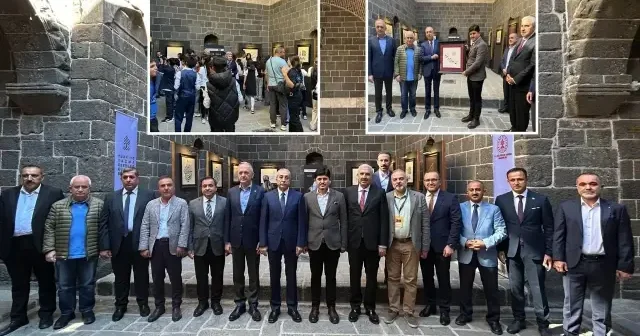 Selam Ayetleri Hat Eserleri Sergisi’nden Diyarbakır’a gönül selamı: Sanatseverlerden yoğun katılım Diyarbakır Haberleri