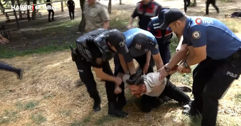 Terör tatbikatında kendini rolüne kaptıranları ekipler güçlükle sakinleştirdi, o anlar gündem oldu