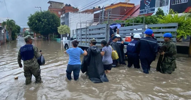 Meksika da sel felaketi: Onlarca ölü var