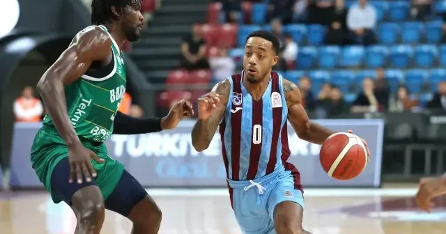 Trabzonspor Bursaspor a mağlup: İlk yenilgisini aldı Basketbol Haberleri