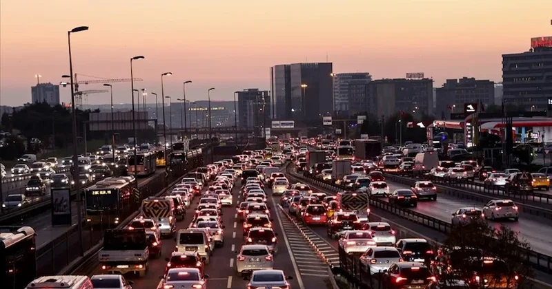 İstanbul da cumartesi trafiği kabusa döndü Sözcü Gazetesi