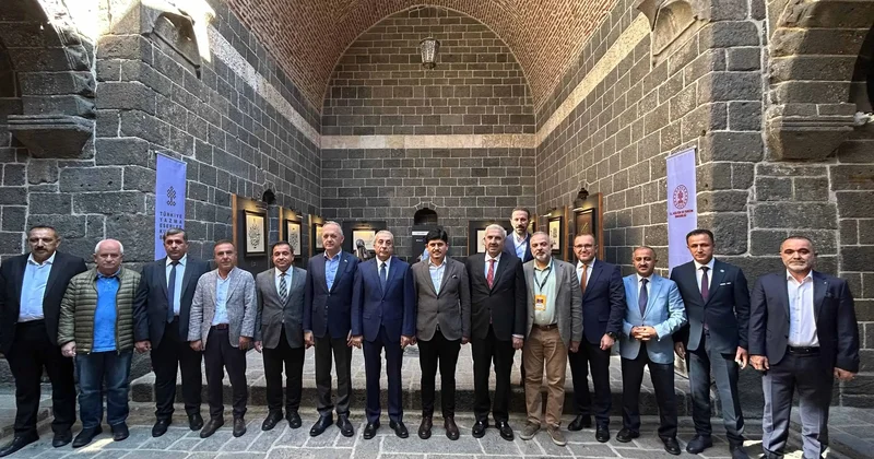 Selam Ayetleri Hat Eserleri sergisi, Diyarbakır da açıldı